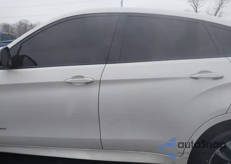 2015 BMW X6 xDrive35I z USA, uszkodzony, nr VIN 5UXKU2C5XF0N77772